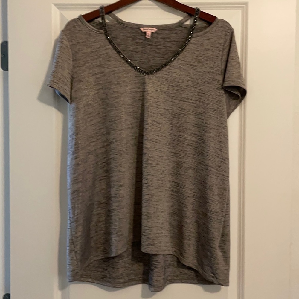Juicy Couture. XL short sleeve shirt.